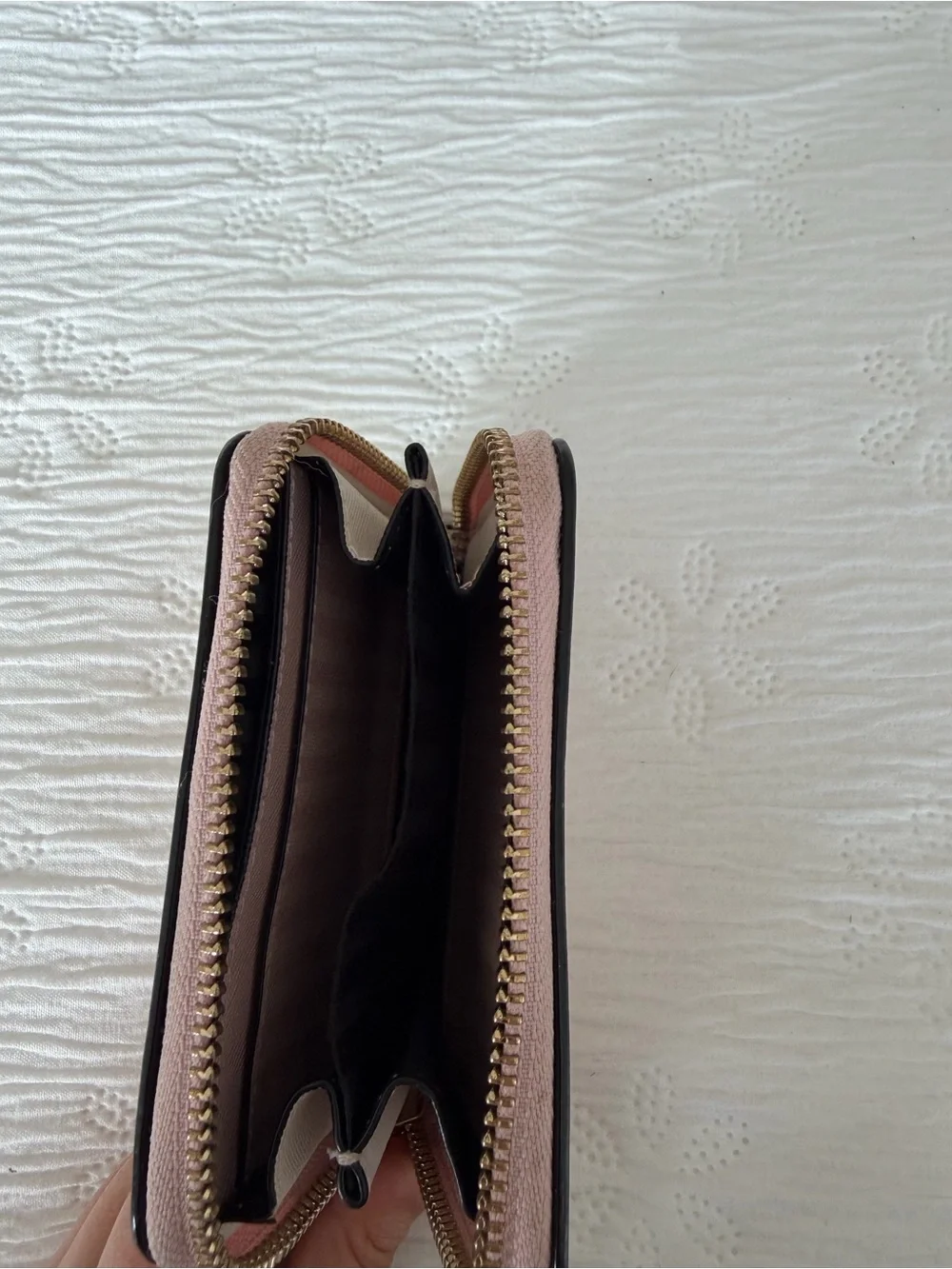 Victoria's Secret Pink Striped Zip-Around Wallet with Gold Logo - Picture 4 of 6